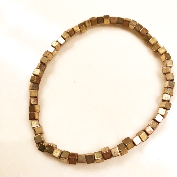 Francesca’s Bracelet Stack - Picture 3 of 3